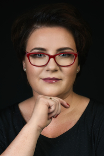 dr Anna Marek-Kamińska 